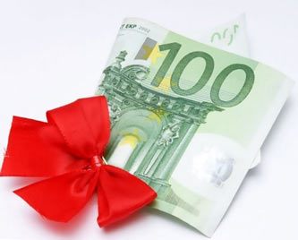 Как оригинально подарить деньги на&nbsp;свадьбу&nbsp;— картинка